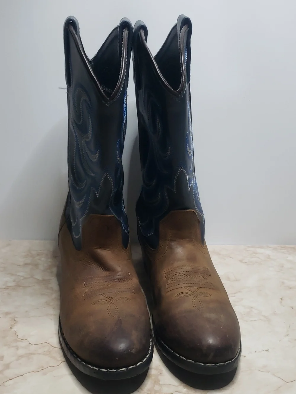 Cody James Western Boots - Brown Leather with Blue Shaft Youth Size 4